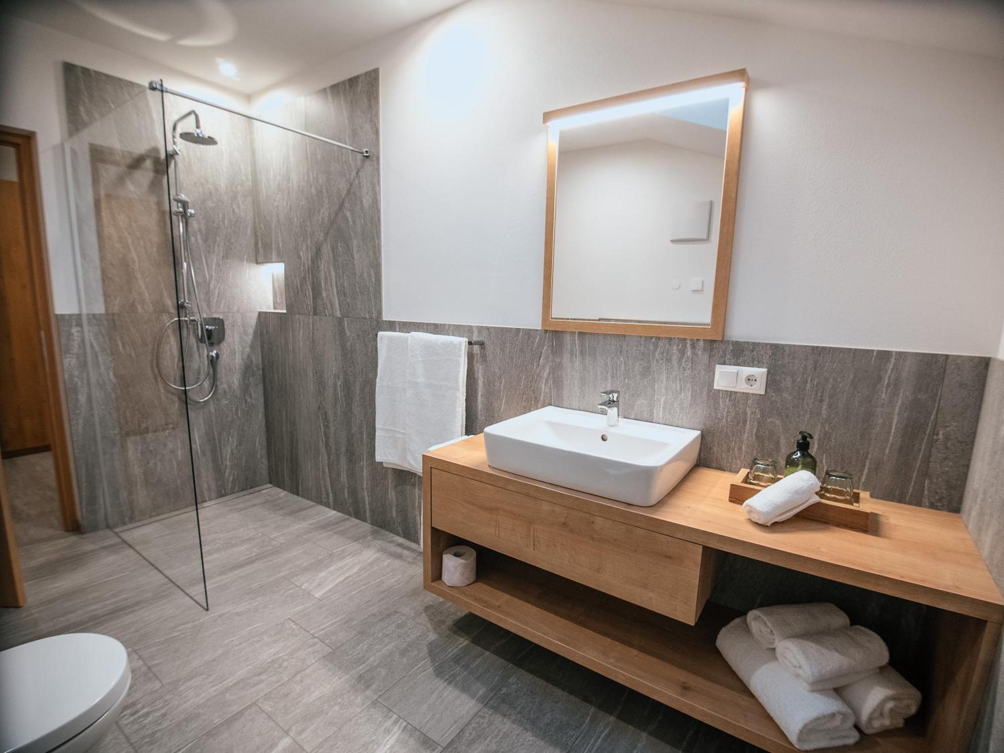 Apartament Zum Sonnentor App Larix Lutago Zewnętrze zdjęcie